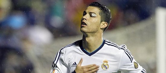 还是选赛娜好呀 Elk略显隐身 赛娜0阵亡 五局斩获18-9-47数据